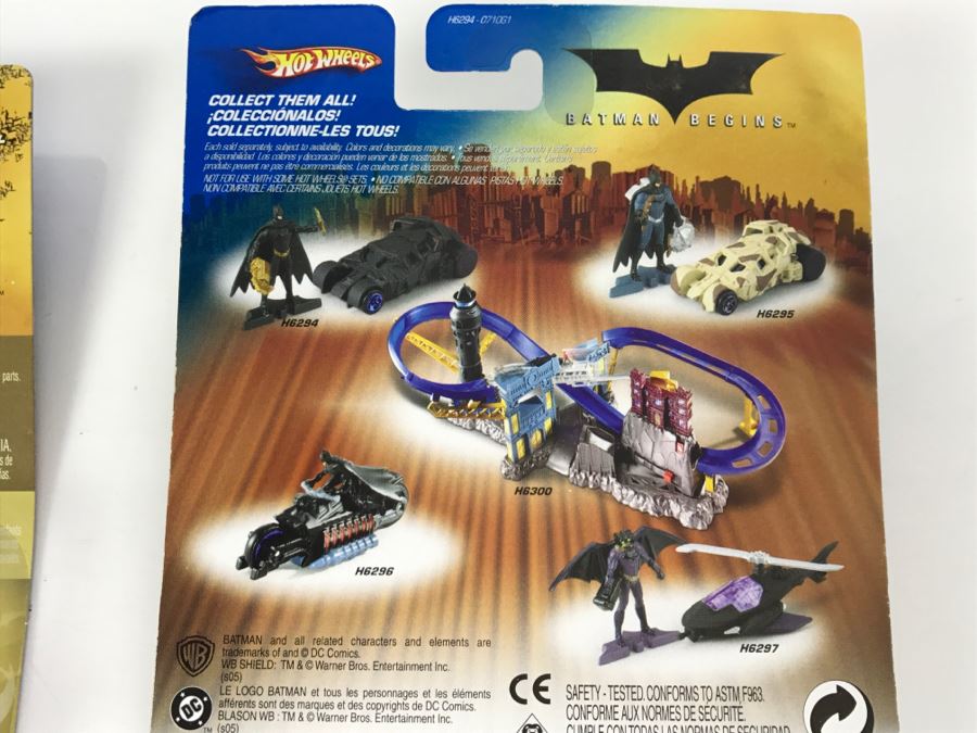 Pair Of 2005 Exclusive Limited Edition Of 3000 Hot Wheels Batman Begins Batmobile Cars Mattel 2005 [Photo 8]