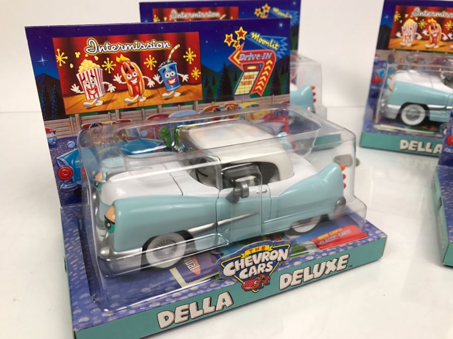 Set Of 4 New Old Stock Chevron Cars Della Deluxe 2001