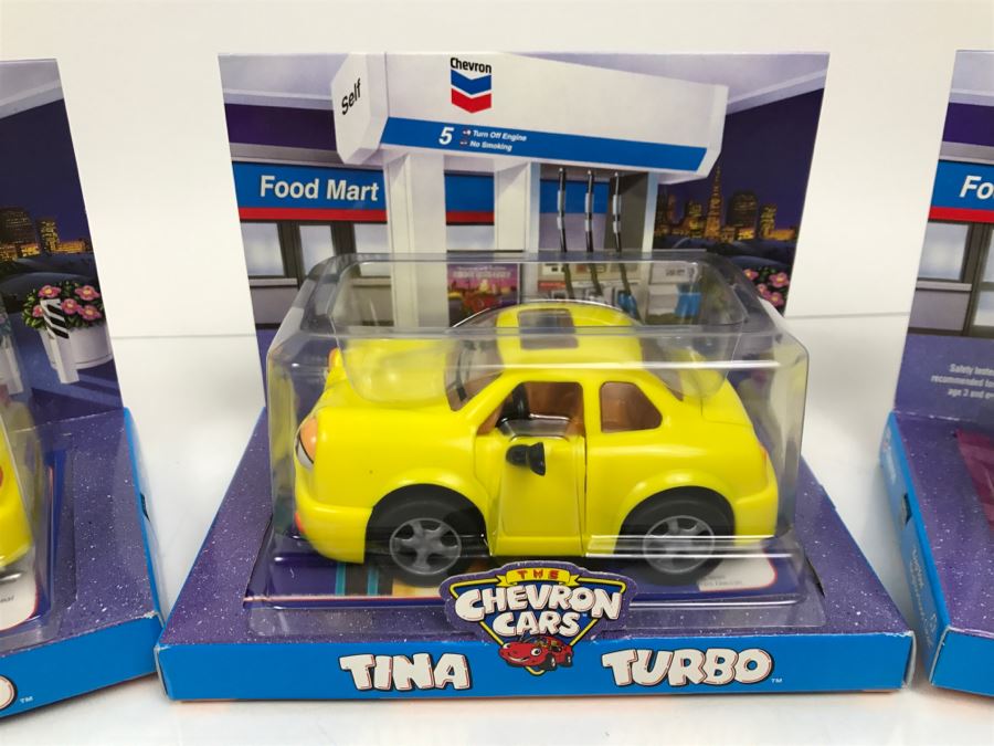 Set Of (4) New Old Stock Chevron Cars Tina Turbo 1998 [Photo 2]