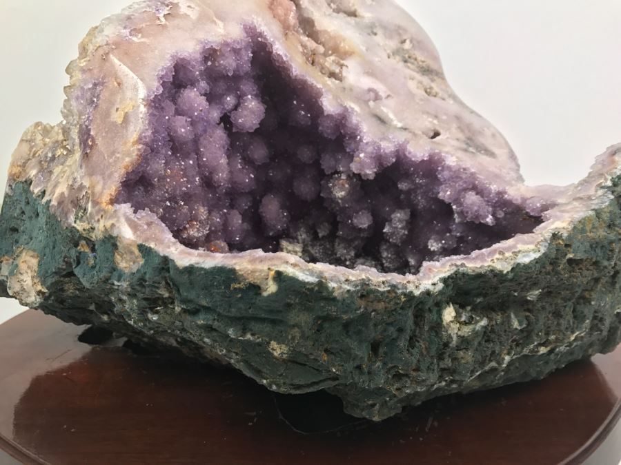 Huge Amethyst Geode Rock Stone With Wooden Base For Presentation 19'W X 11'D X 12'H [Photo 4]