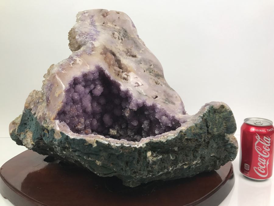 Huge Amethyst Geode Rock Stone With Wooden Base For Presentation 19'W X 11'D X 12'H [Photo 14]