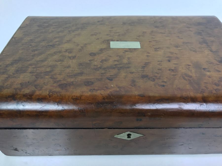 Antique Walnut Box [Photo 6]
