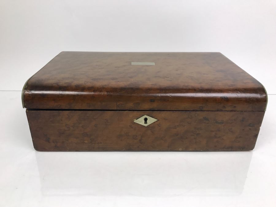 Antique Walnut Box [Photo 3]