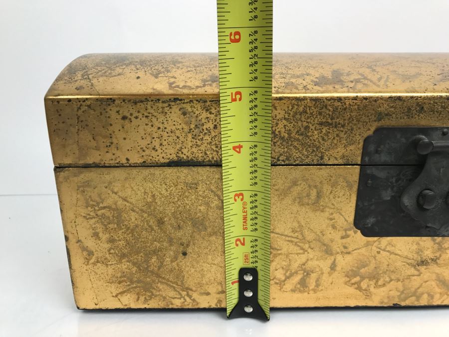 Vintage Chinese Enamel Box, Match Holder, Tray Set And Chinese Gold Box [Photo 27]