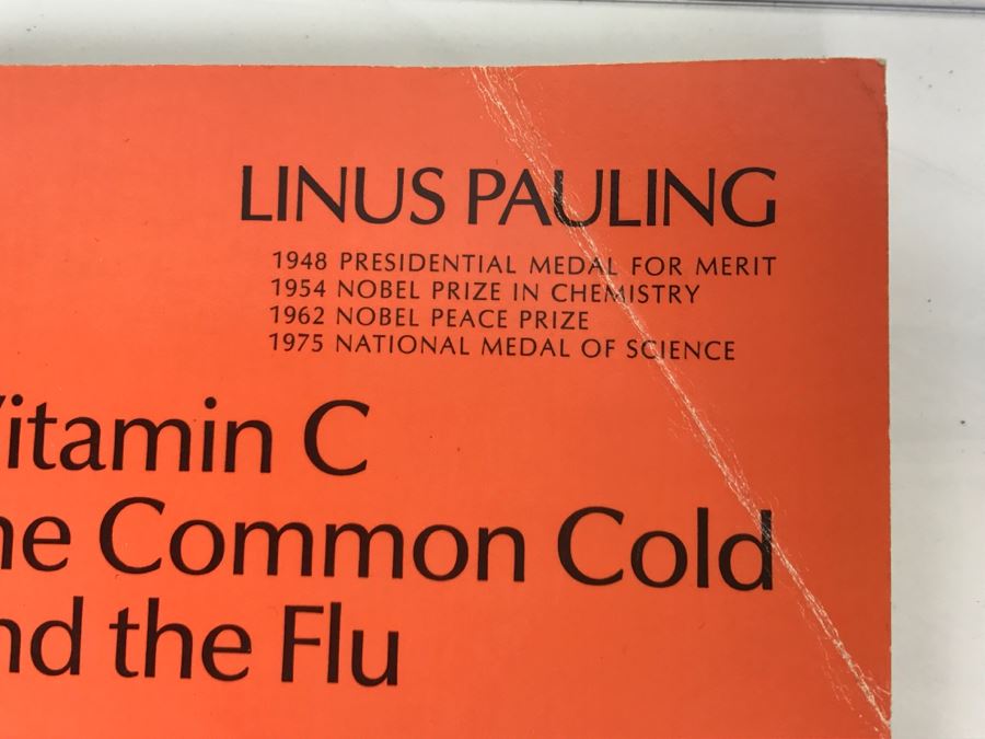 Pair Of Linus Pauling Signed Books Nobel Peace Prize Winner [Photo 5]