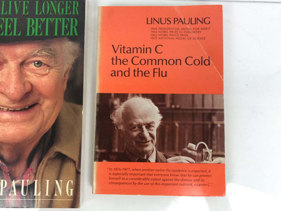 Pair Of Linus Pauling Signed Books Nobel Peace Prize Winner [Photo 4]