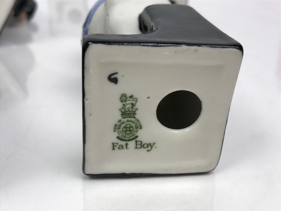 Collection Of (12) Vintage Royal Doulton Charles Dickens Collection Miniature Figurines [Photo 26]