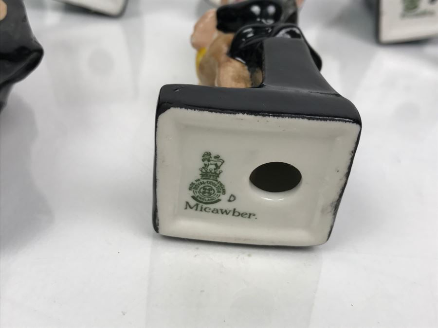 Collection Of (12) Vintage Royal Doulton Charles Dickens Collection Miniature Figurines [Photo 30]