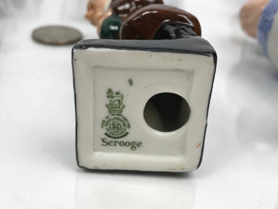 Collection Of (12) Vintage Royal Doulton Charles Dickens Collection Miniature Figurines [Photo 25]