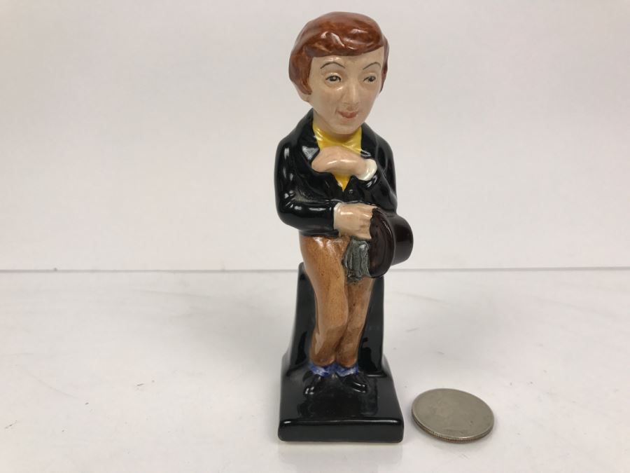 Vintage Royal Doulton Figurine Of David Copperfield [Photo 1]