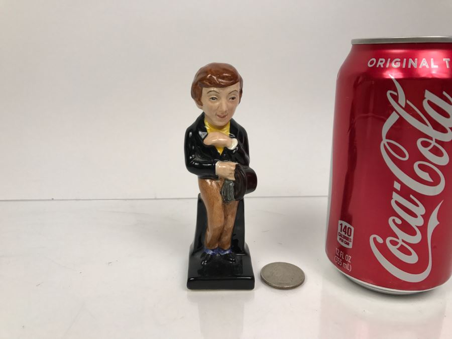 Vintage Royal Doulton Figurine Of David Copperfield [Photo 2]