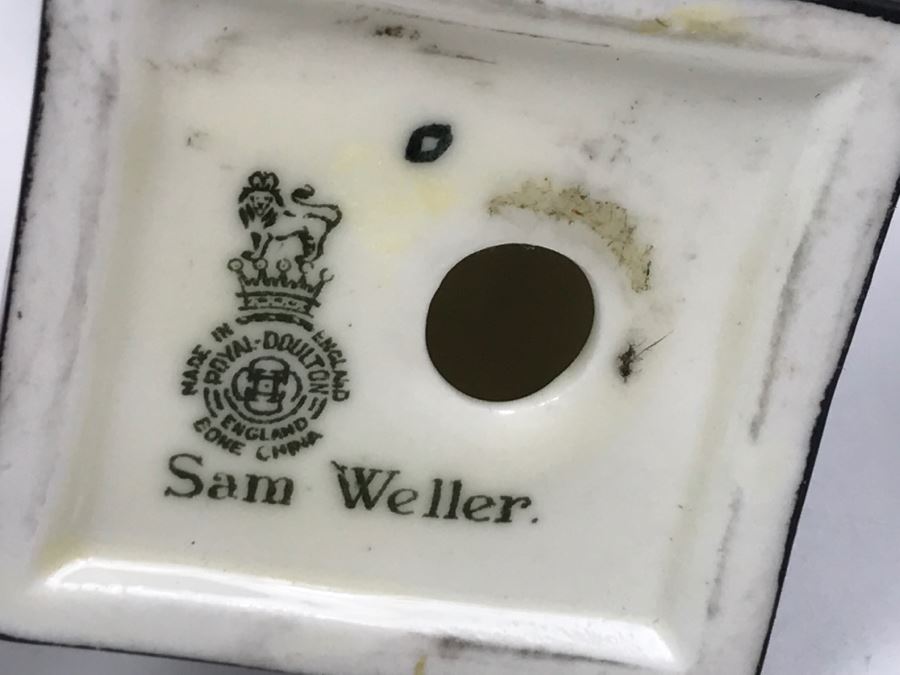 Collection Of (3) 'Old' Bone China Mark Royal Doulton Miniature Figurines Of Uriah Heep, Sam Weller And Little Nell [Photo 12]