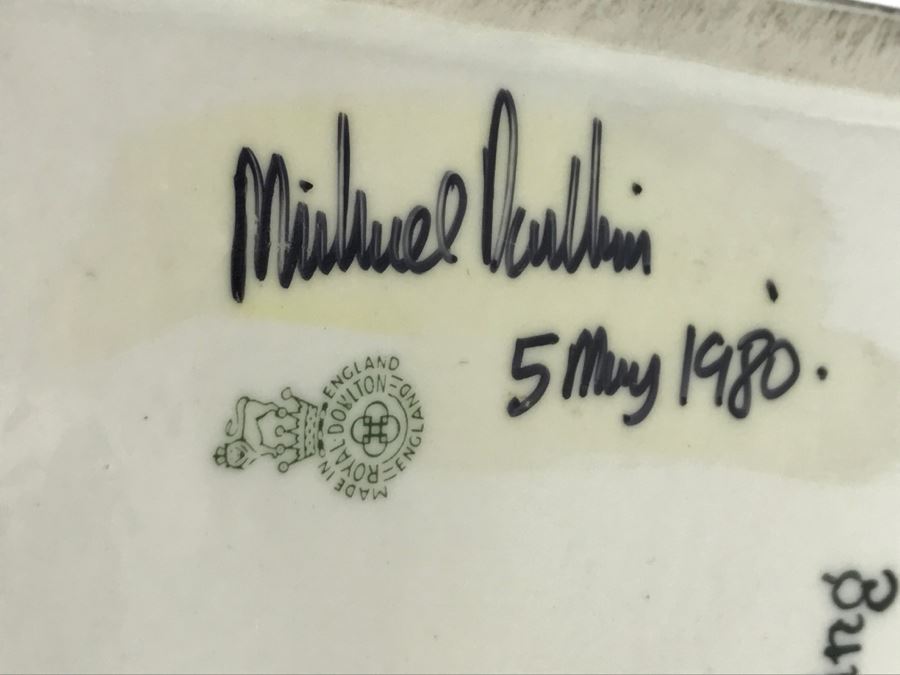 Large Royal Doulton Figurine 'The Old King' HN2134 Hand Signed By Michael Doulton [Photo 15]