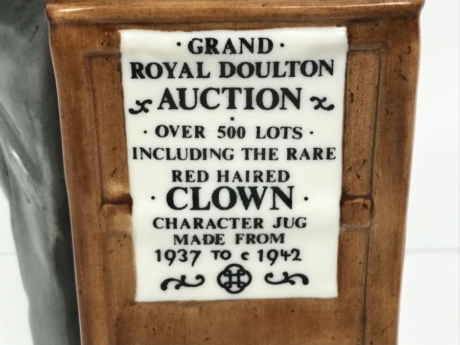 Exclusive Collectors Club Royal Doulton Figurine 'The Auctioneer' HN2988 1986 [Photo 5]