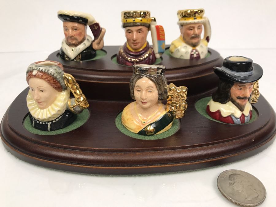 Limited Edition Royal Doulton Miniature Mini Toby Mugs Kings Set Of Kings And Queens Of England With Wooden Display Stand Number 595 Of Set [Photo 1]