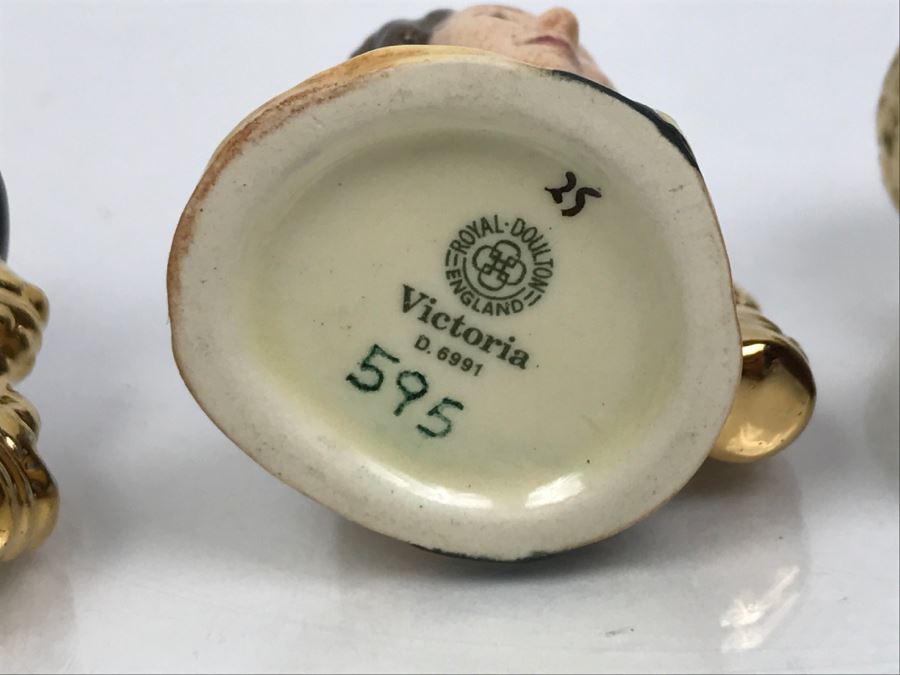 Limited Edition Royal Doulton Miniature Mini Toby Mugs Kings Set Of Kings And Queens Of England With Wooden Display Stand Number 595 Of Set [Photo 15]