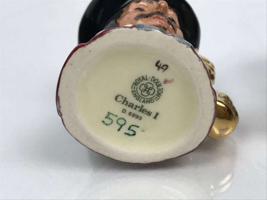 Limited Edition Royal Doulton Miniature Mini Toby Mugs Kings Set Of Kings And Queens Of England With Wooden Display Stand Number 595 Of Set [Photo 14]