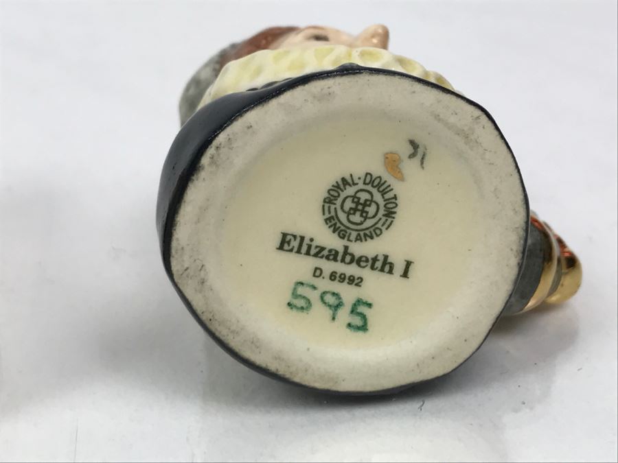 Limited Edition Royal Doulton Miniature Mini Toby Mugs Kings Set Of Kings And Queens Of England With Wooden Display Stand Number 595 Of Set [Photo 19]