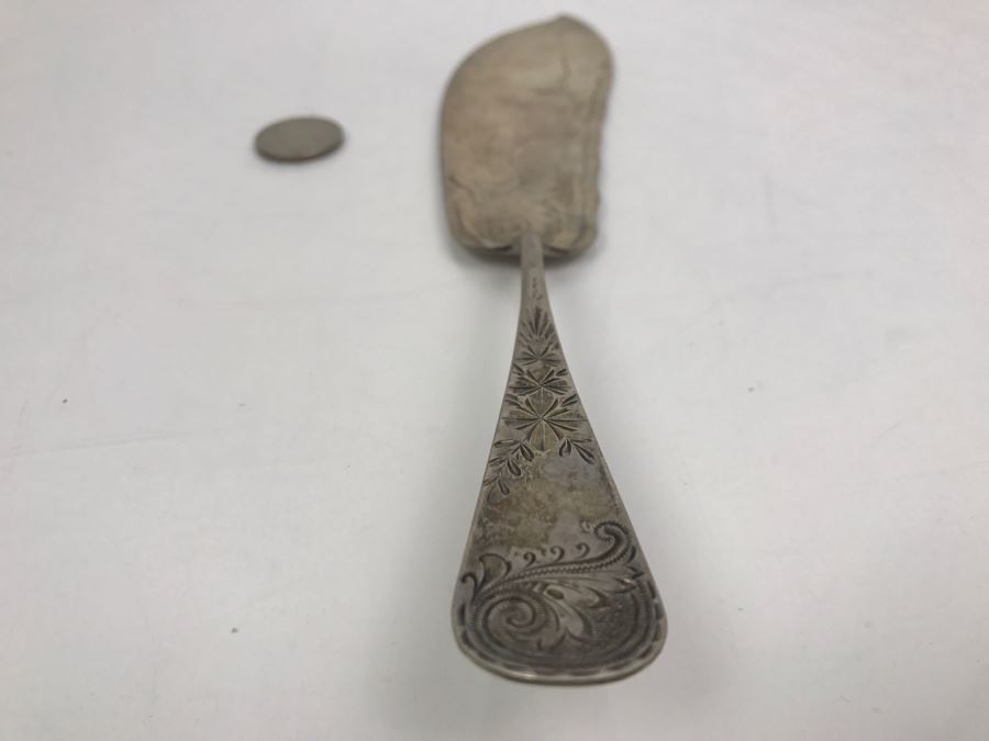 Antique Chased Sterling Silver Cake Server 68g [Photo 3]