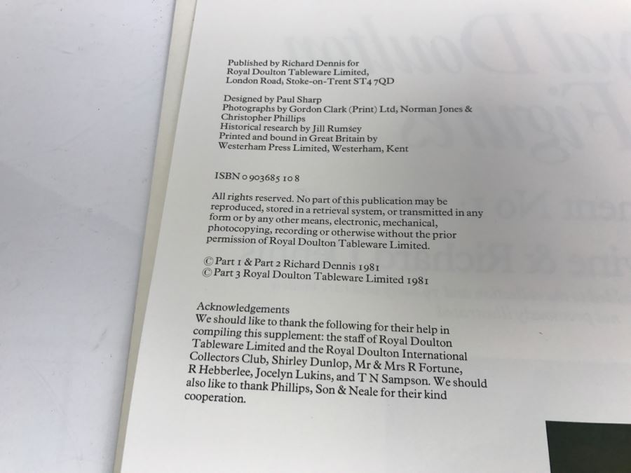 Royal Doulton Figures Book Louise Irvine & Richard Dennis [Photo 3]