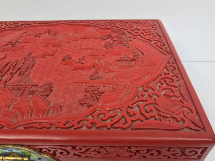 Vintage Chinese Red Cinnabar Lacquer Rectangular Box With Landscape Scene On Top [Photo 9]