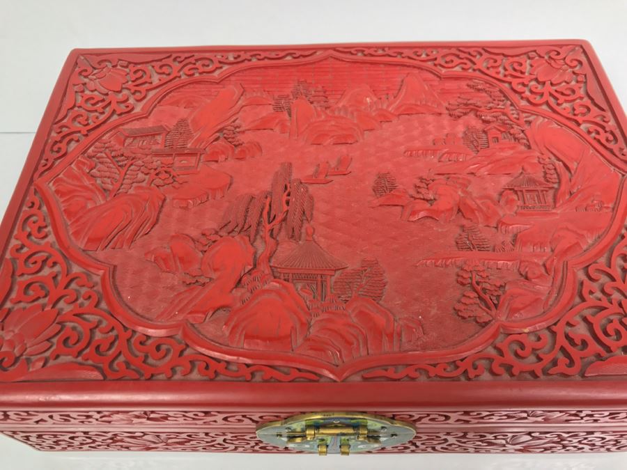 Vintage Chinese Red Cinnabar Lacquer Rectangular Box With Landscape Scene On Top [Photo 6]