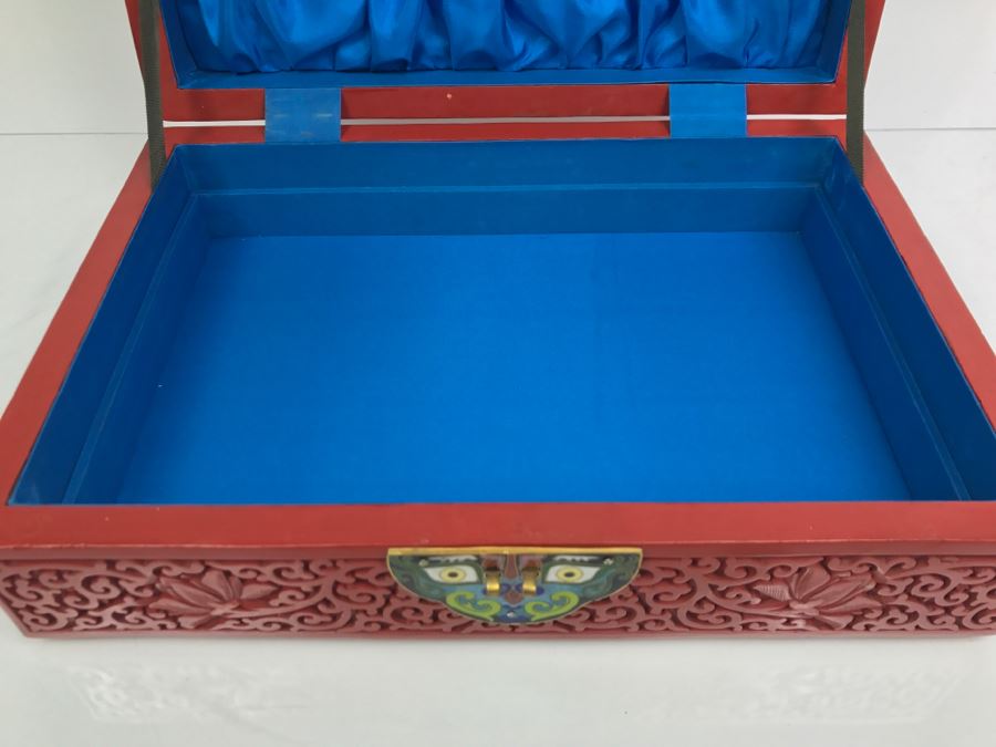 Vintage Chinese Red Cinnabar Lacquer Rectangular Box With Landscape Scene On Top [Photo 19]