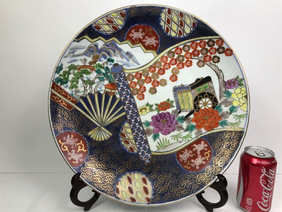 Large Signed Japanese Imari Charger With Wooden Stand [Photo 1]