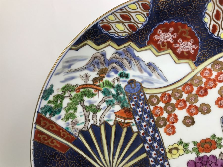 Large Signed Japanese Imari Charger With Wooden Stand [Photo 3]