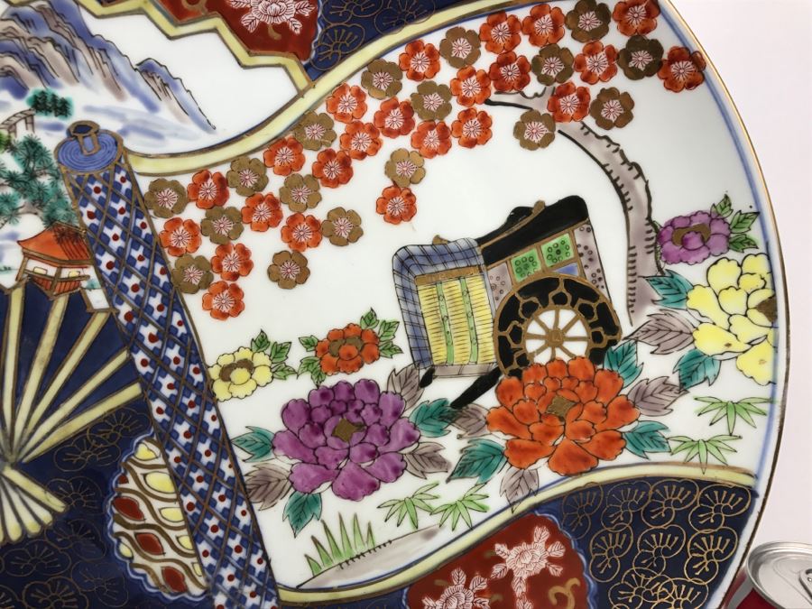 Large Signed Japanese Imari Charger With Wooden Stand [Photo 4]