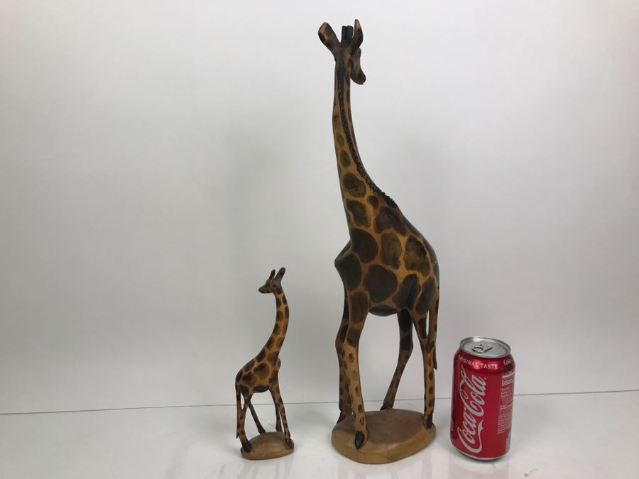 Pair Of African Carved Wooden Giraffes [Photo 7]