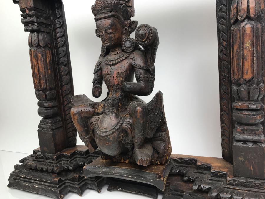 Antique Wood Carving [Photo 24]