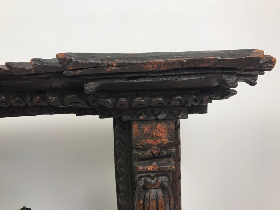 Antique Wood Carving [Photo 21]