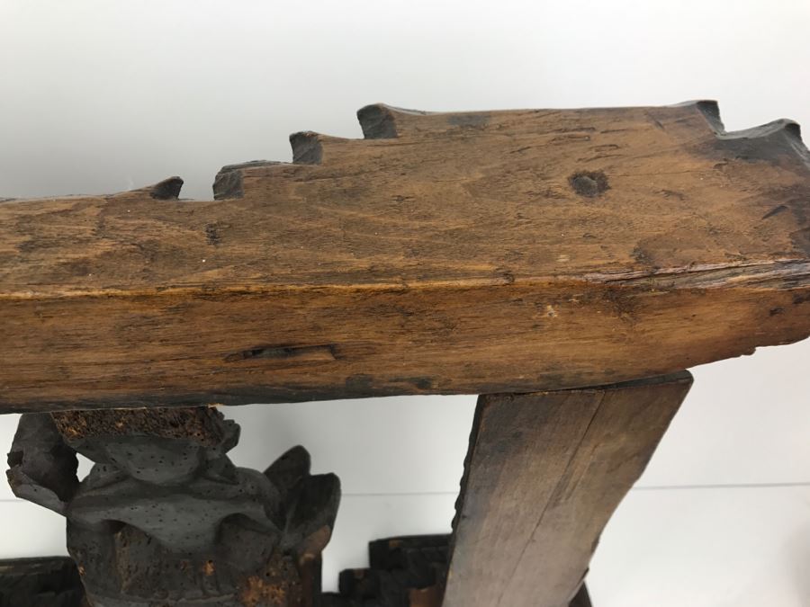 Antique Wood Carving [Photo 31]