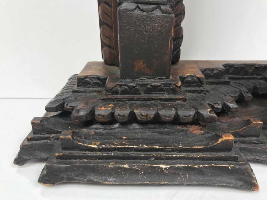 Antique Wood Carving [Photo 18]