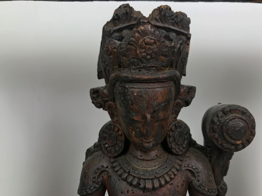 Antique Wood Carving [Photo 9]