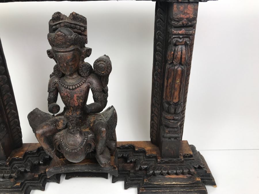Antique Wood Carving [Photo 17]