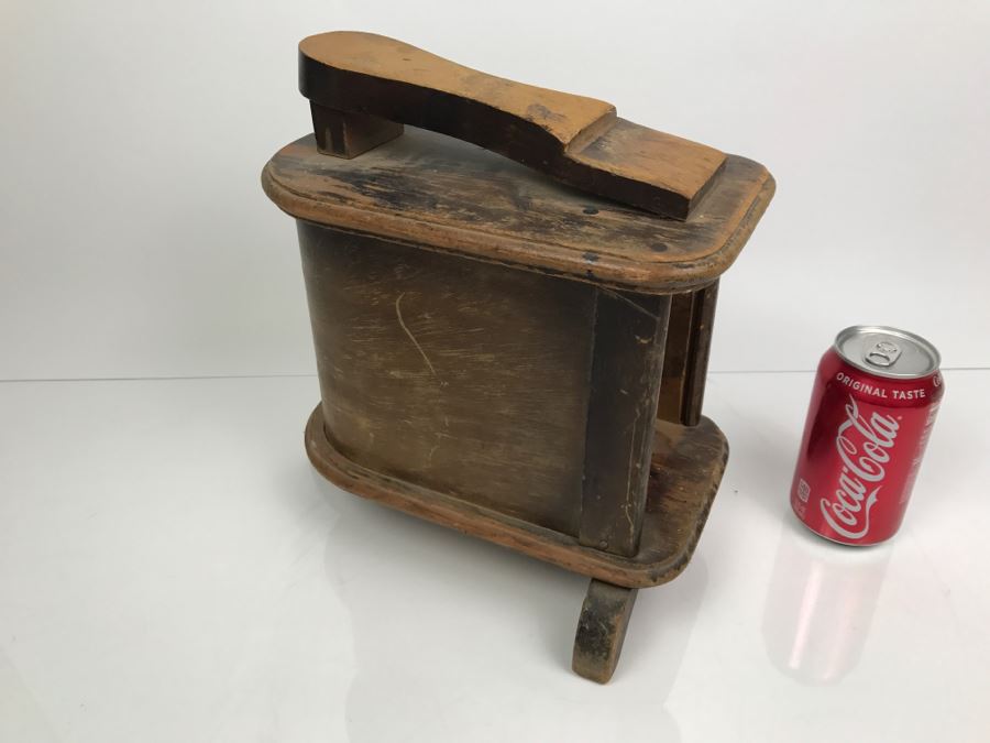 shoe polish storage box
