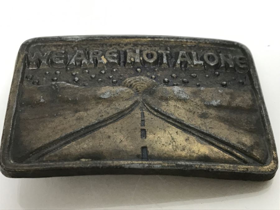 Vintage 1977 We Are Not Alone Close Encounters of the Third Kind Columbia Pictures Belt Buckle [Photo 4]