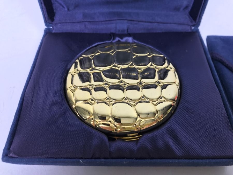 Vintage Estee Lauder Powder Compact [Photo 3]