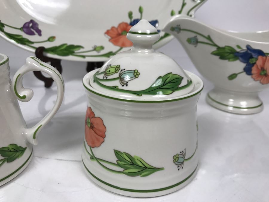 Villeroy & Boch Germany Amapola Pattern China Set With Platter, Gravy Boat, Creamer And Sugar, Bowls And Plates [Photo 3]