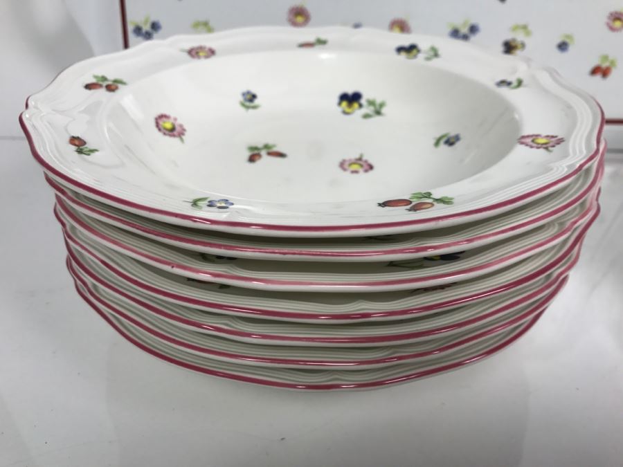 Villeroy & Boch Germany China Set With Bowls, Plates, Cups, Trays [Photo 6]
