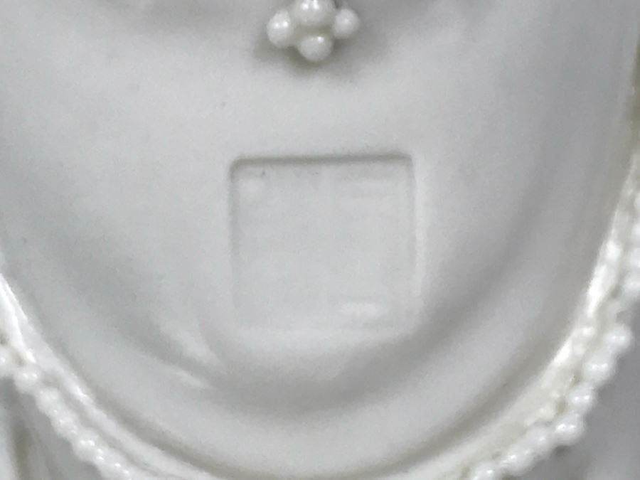Pair Of Chinese Candleholders And Signed White Chinese Blanc de Chine Porcelain Figure of Guanyin Guan Yin [Photo 8]