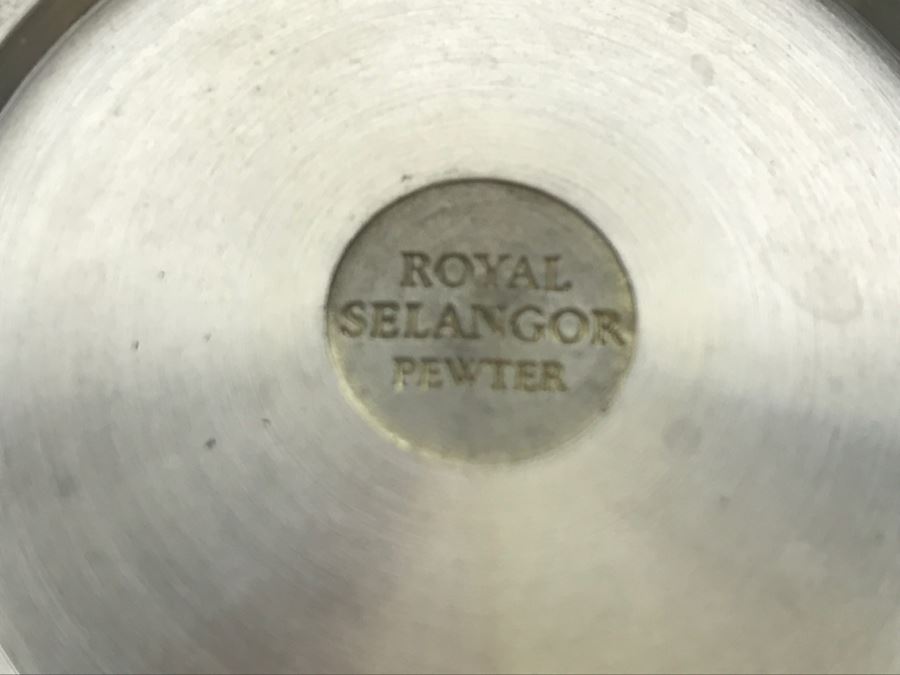 Royal Selangor Pewter Vase And Pair Of Woodbury Pewter Goblets [Photo 8]