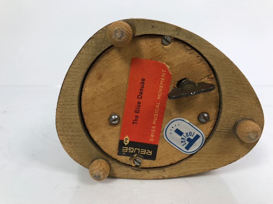Carved Wooden Music Box Reuge Swiss Musical Movement The Blue Danube Toriart Italy [Photo 9]