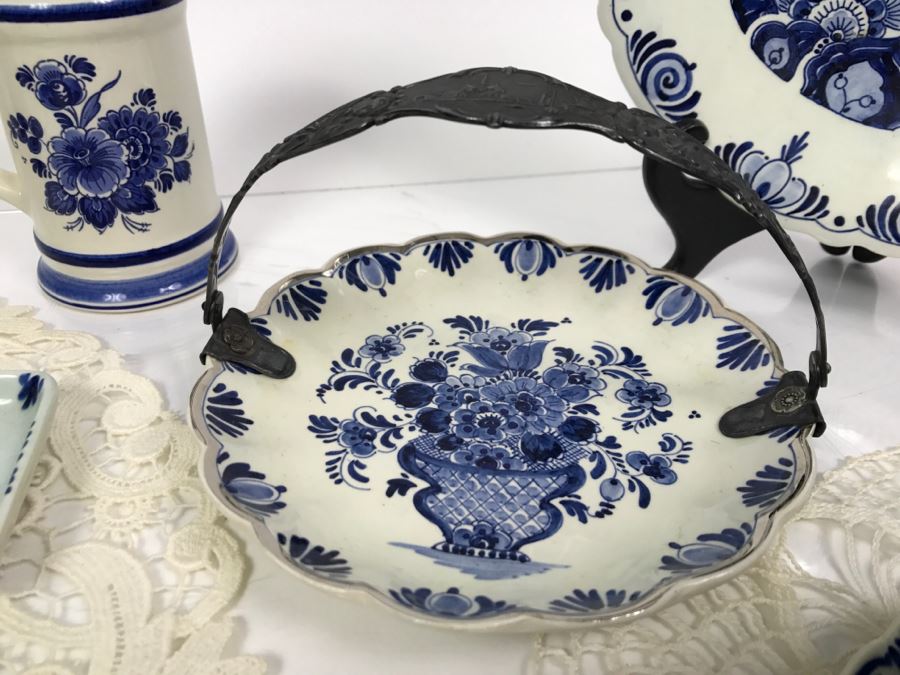 Collection Of Blue Delfts Holland And (2) Crocheted Doilies [Photo 28]