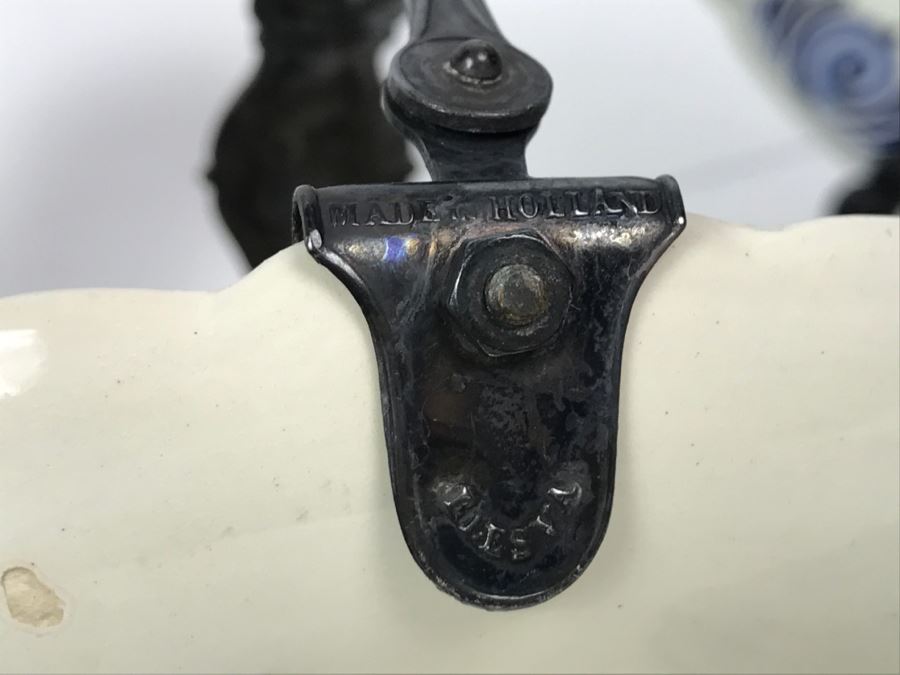 Collection Of Blue Delfts Holland And (2) Crocheted Doilies [Photo 13]