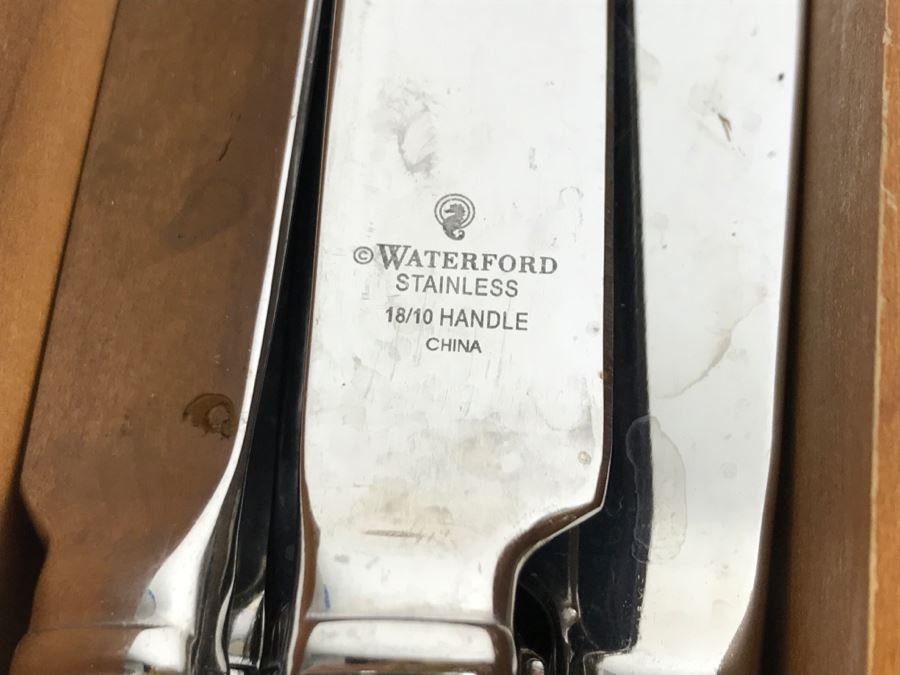 Waterford Stainless Flatware Set [Photo 4]
