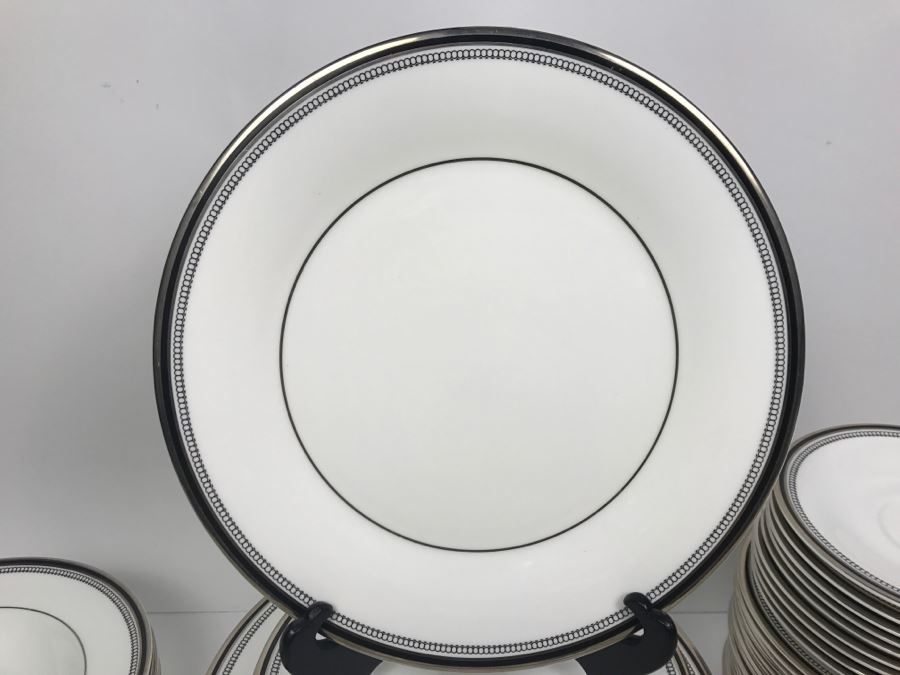 ROYAL DOULTON English Fine Bone China Set SARABANDE Pattern H 5023 [Photo 7]