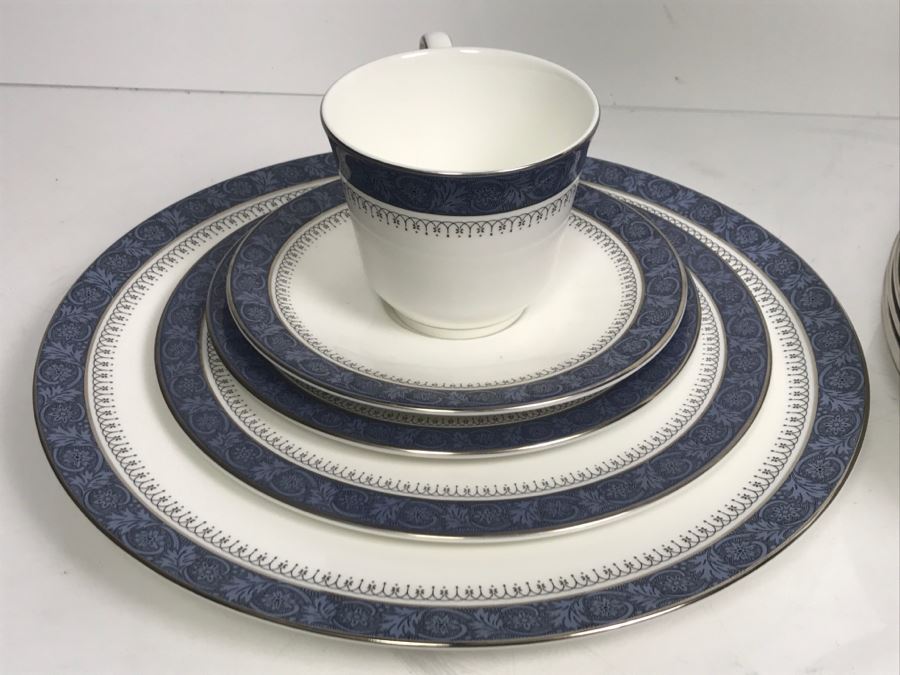 ROYAL DOULTON English Fine Bone China Set SHERBROOKE Pattern H5009 [Photo 6]